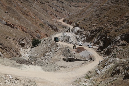 جدیت شرکت نفت و گاز مسجدسلیمان در اجرای جاده پاگچ امام رضا(ع) تا روستای تنگ تلفن لَهبَری