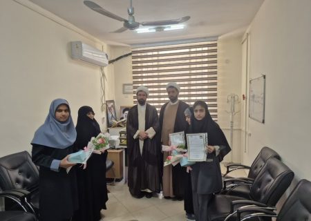 تجلیل از دانش آموزان مقام آور ممتاز قرآنی در مسجدسلیمان